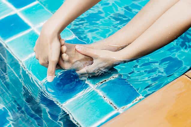 Mėšlungis traukia pėdas